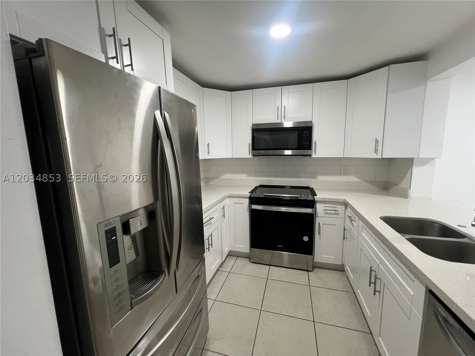 CLINTON CONDO - Residential Lease