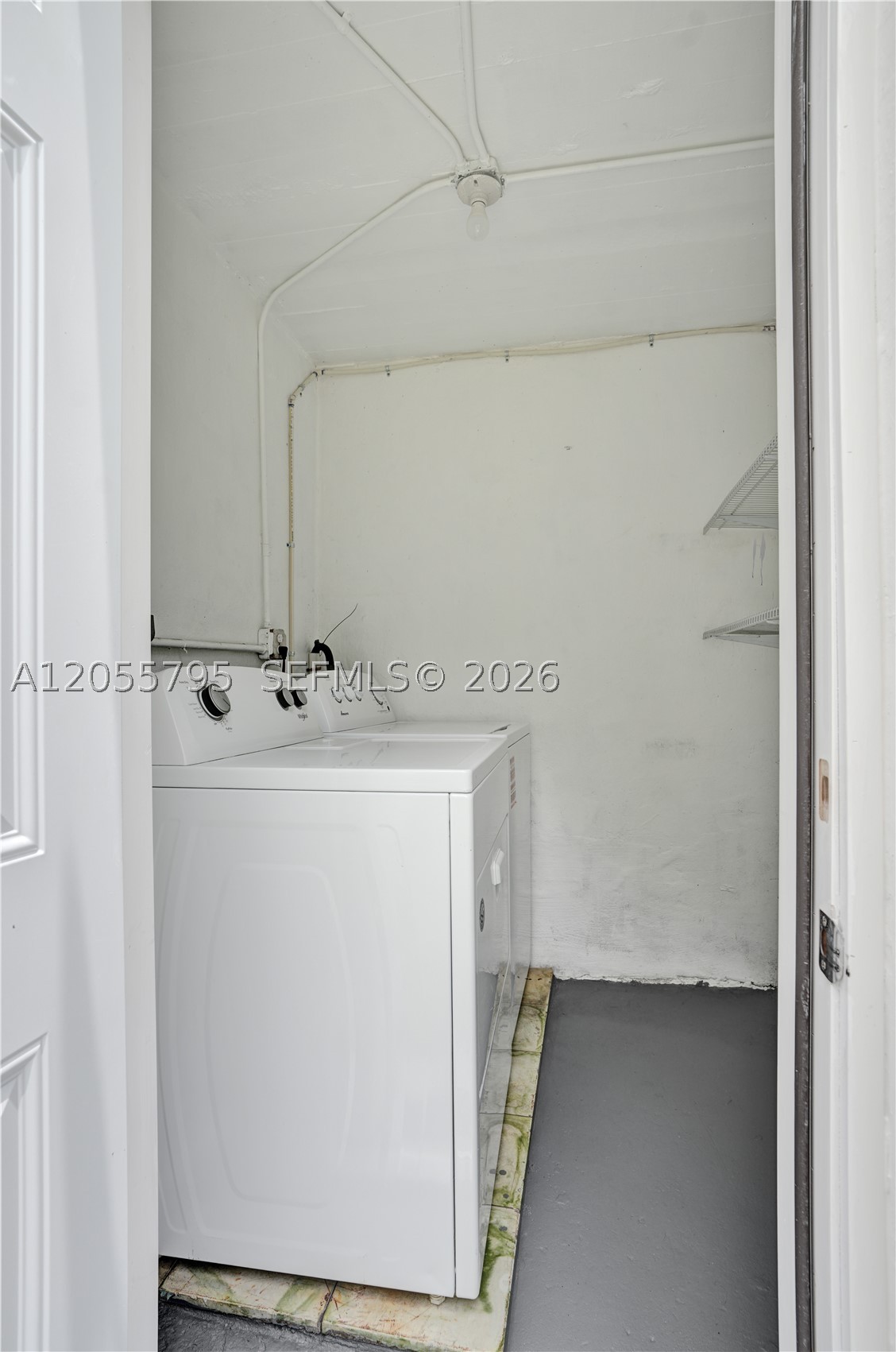 CENTRAL PARK - Residential Lease
