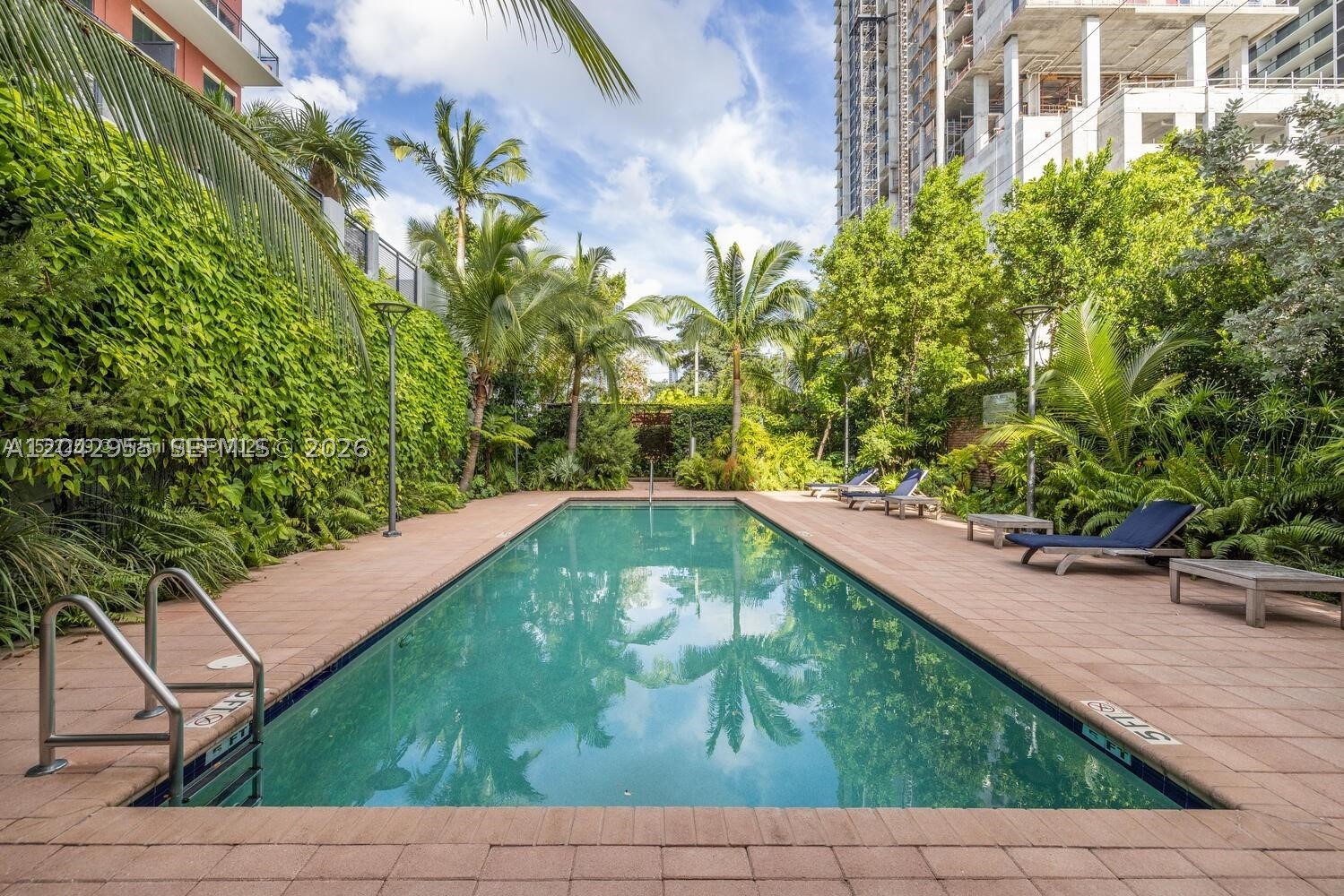 PARC LOFTS CONDO - Residential