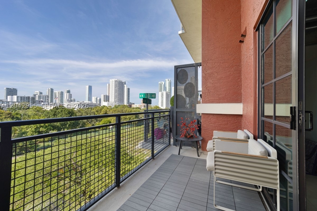 PARC LOFTS CONDO - Residential