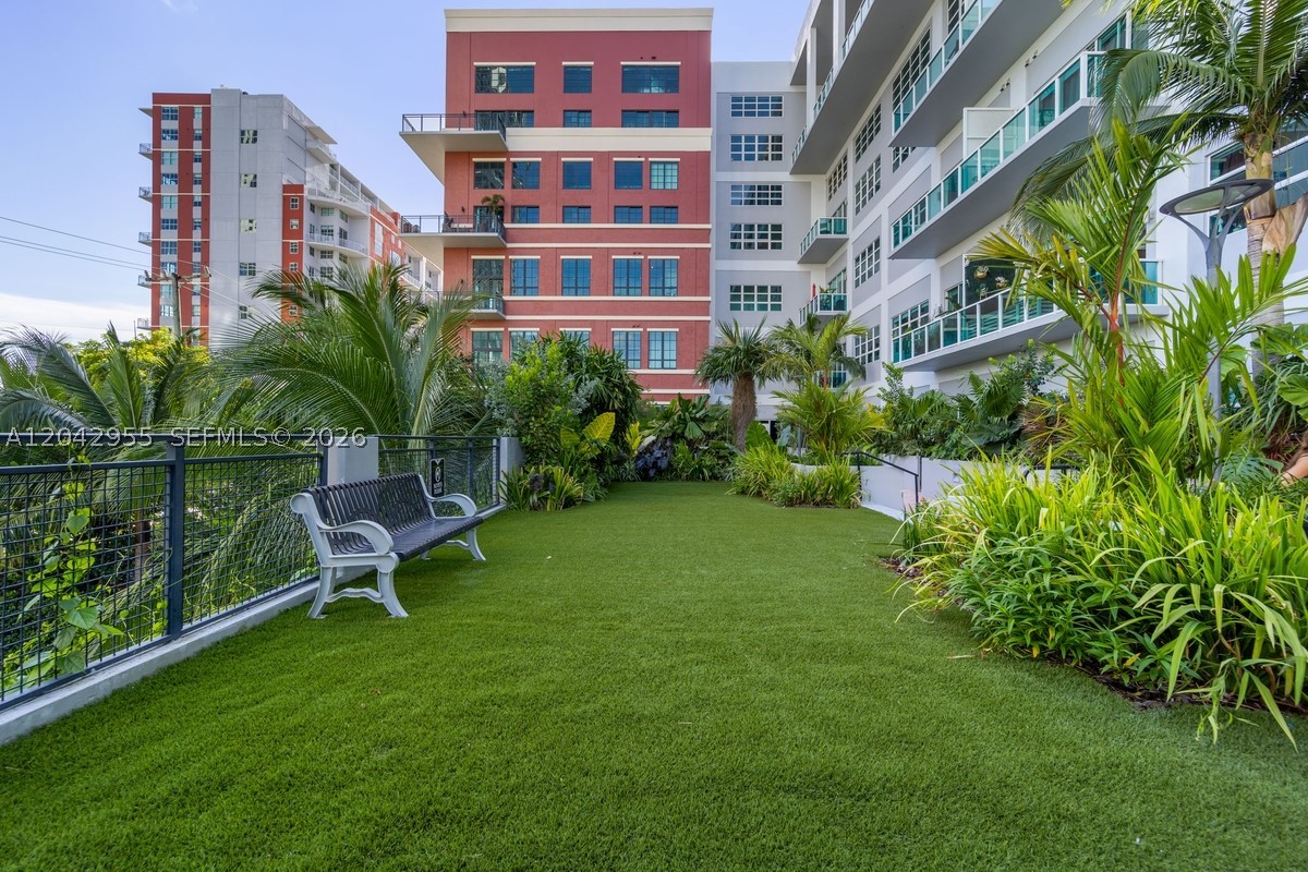 PARC LOFTS CONDO - Residential