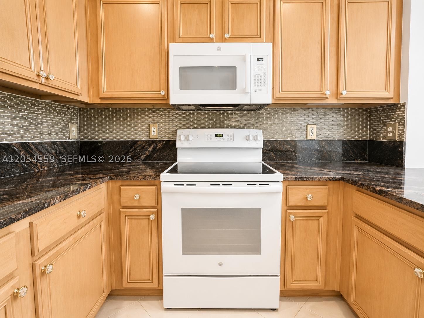 SMITHBROOKE - Residential Lease