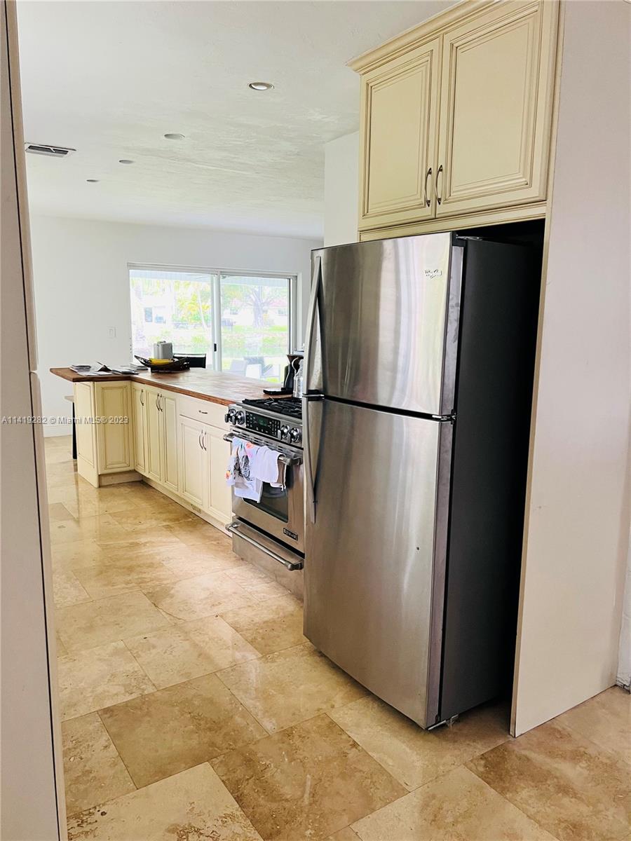 BEL AIRE SEC 5 - Residential Lease