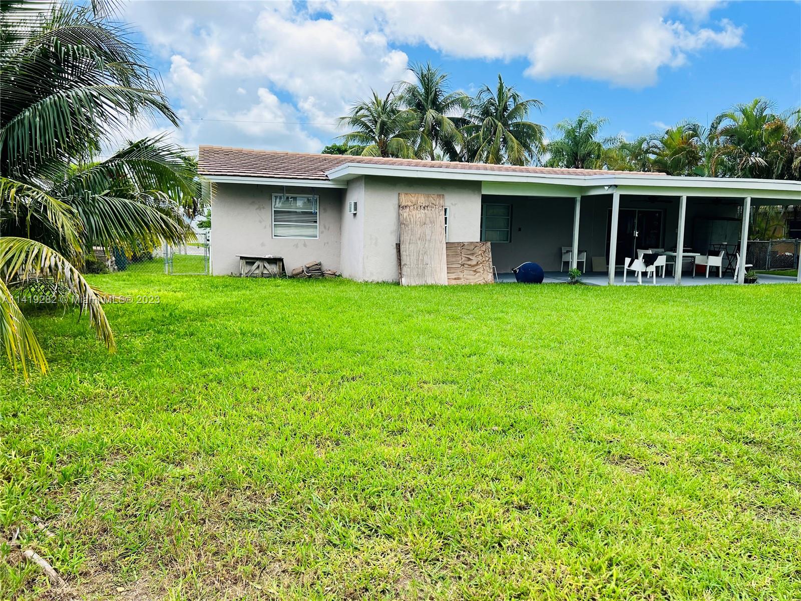BEL AIRE SEC 5 - Residential Lease