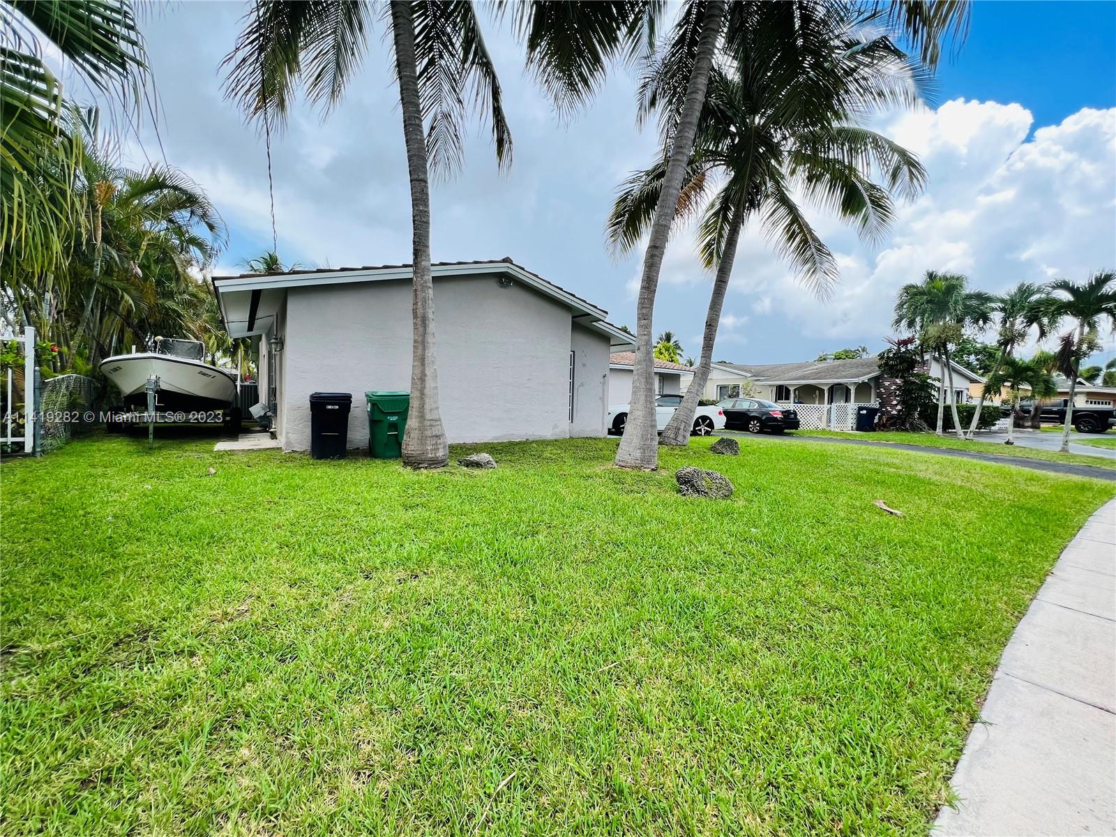 BEL AIRE SEC 5 - Residential Lease