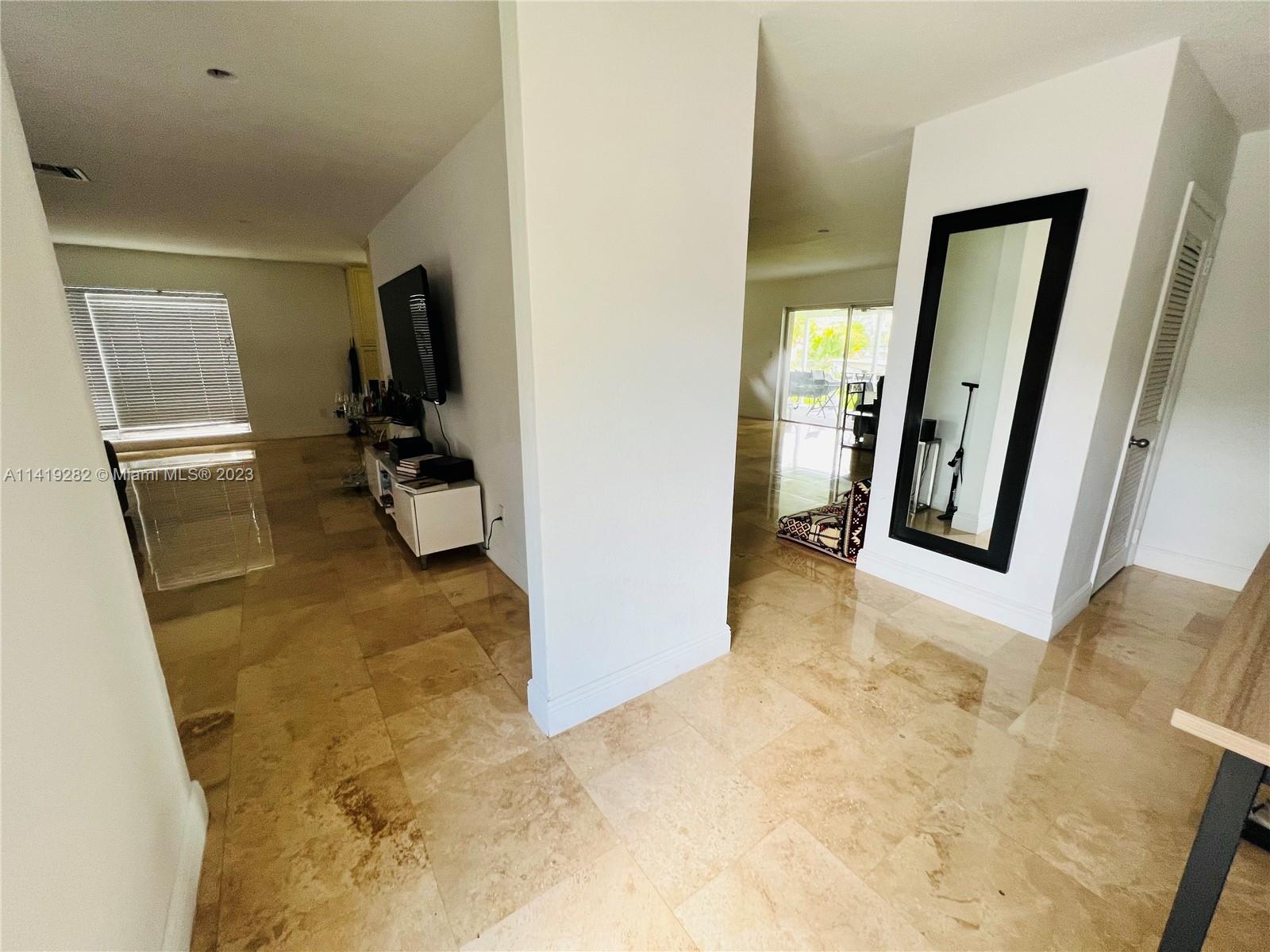 BEL AIRE SEC 5 - Residential Lease