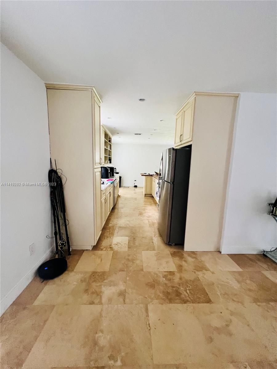 BEL AIRE SEC 5 - Residential Lease