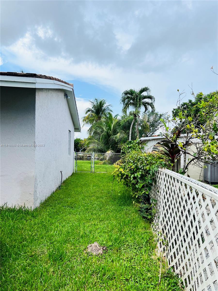 BEL AIRE SEC 5 - Residential Lease