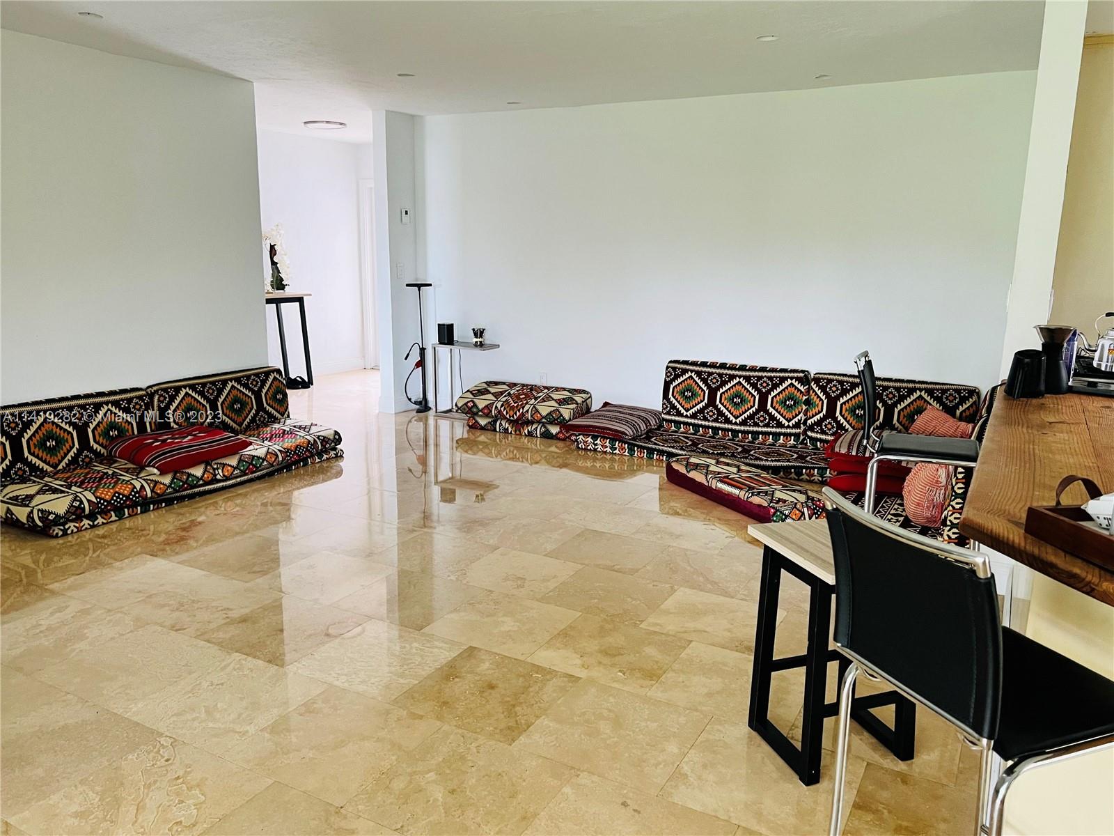 BEL AIRE SEC 5 - Residential Lease
