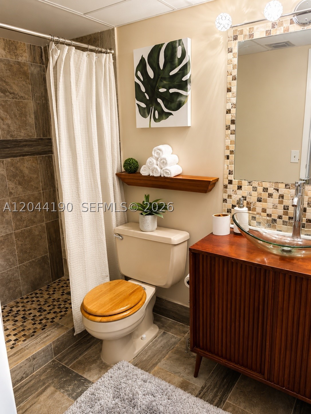 SOMERSET NO 1 CONDO - Residential Lease