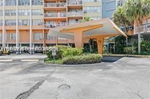 CRESTVIEW TOWERS CONDO - Residential
