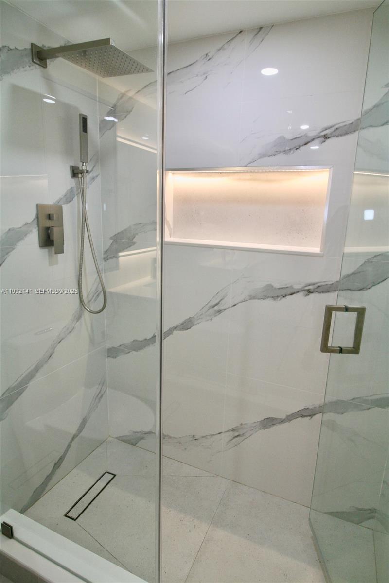 DORAL GARDENS CONDO - Residential Lease