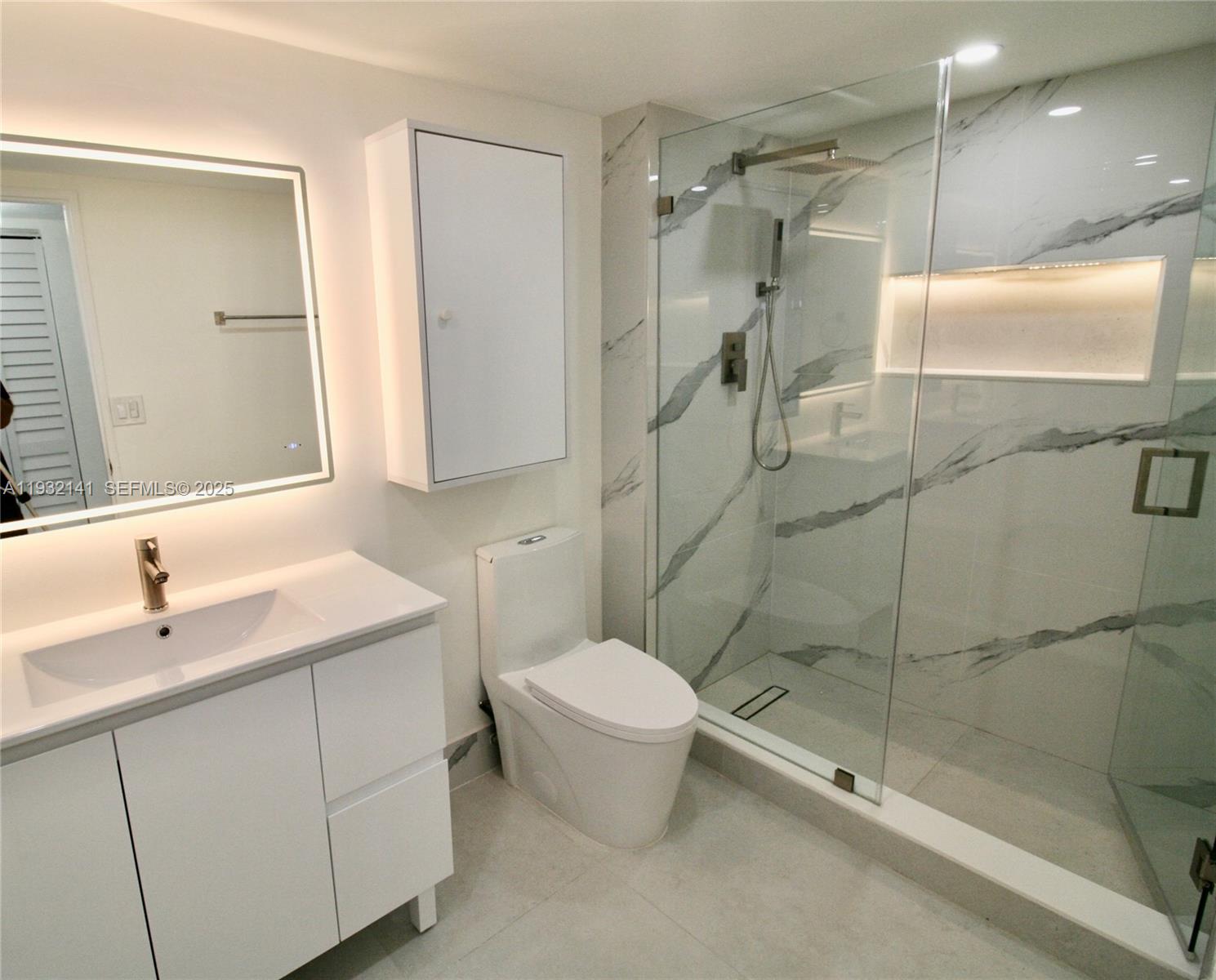 DORAL GARDENS CONDO - Residential Lease
