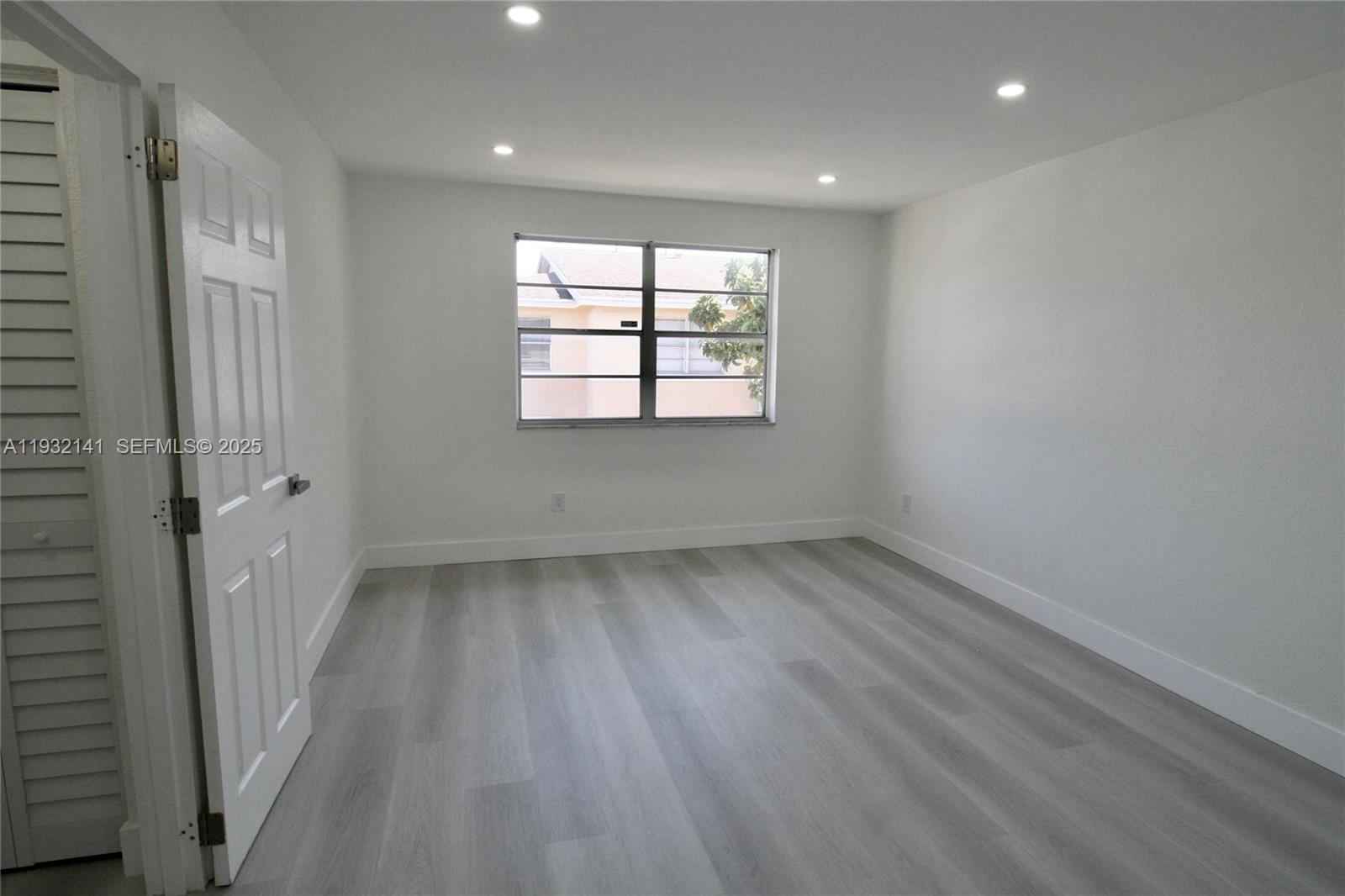 DORAL GARDENS CONDO - Residential Lease