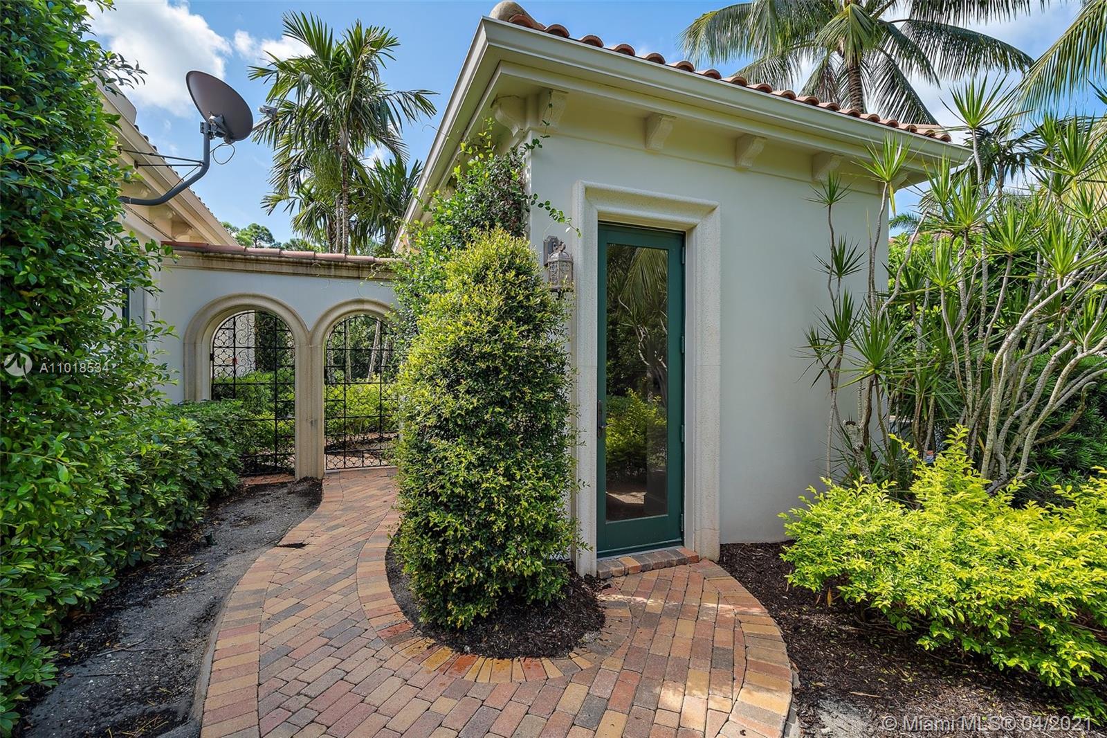 OLD PALM 4 - Residential