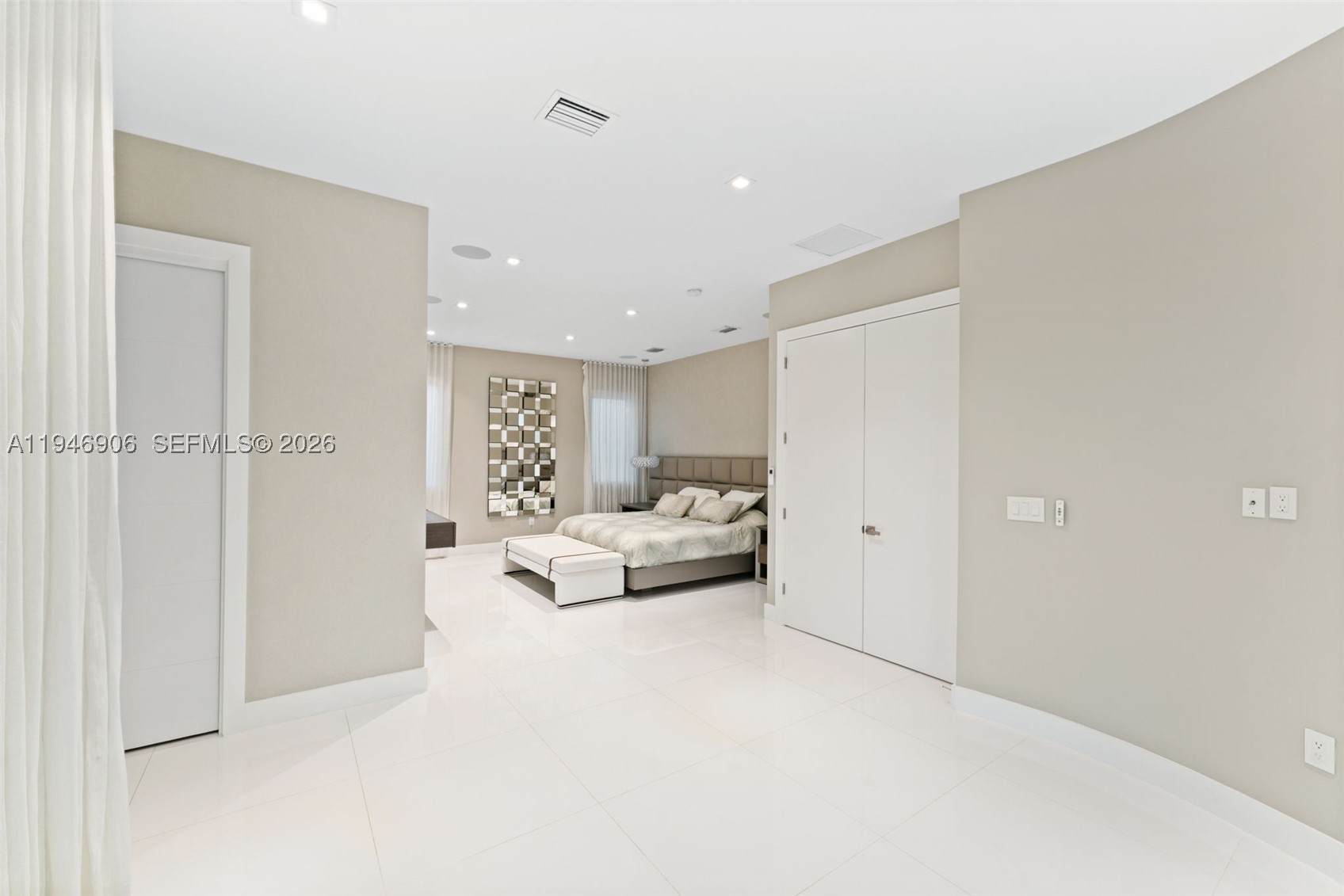 GRAND FLORIDIAN ESTATES - Residential