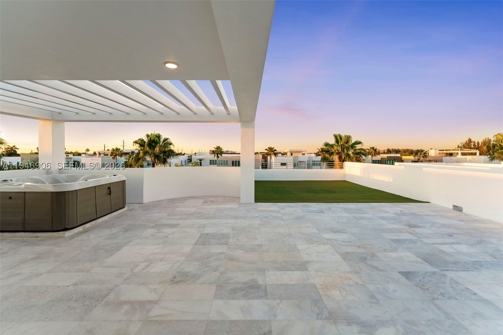 GRAND FLORIDIAN ESTATES - Residential