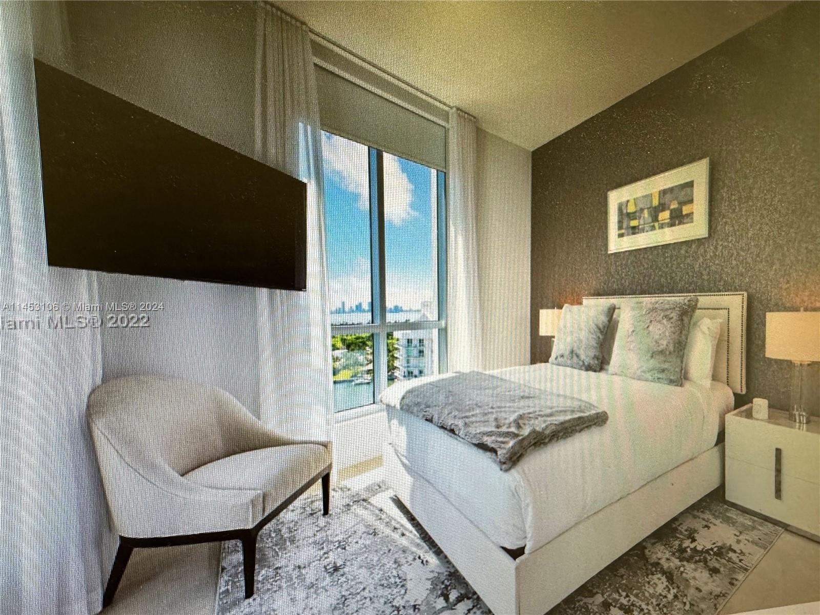 THE RESIDENCES AT THE BAT - Residential