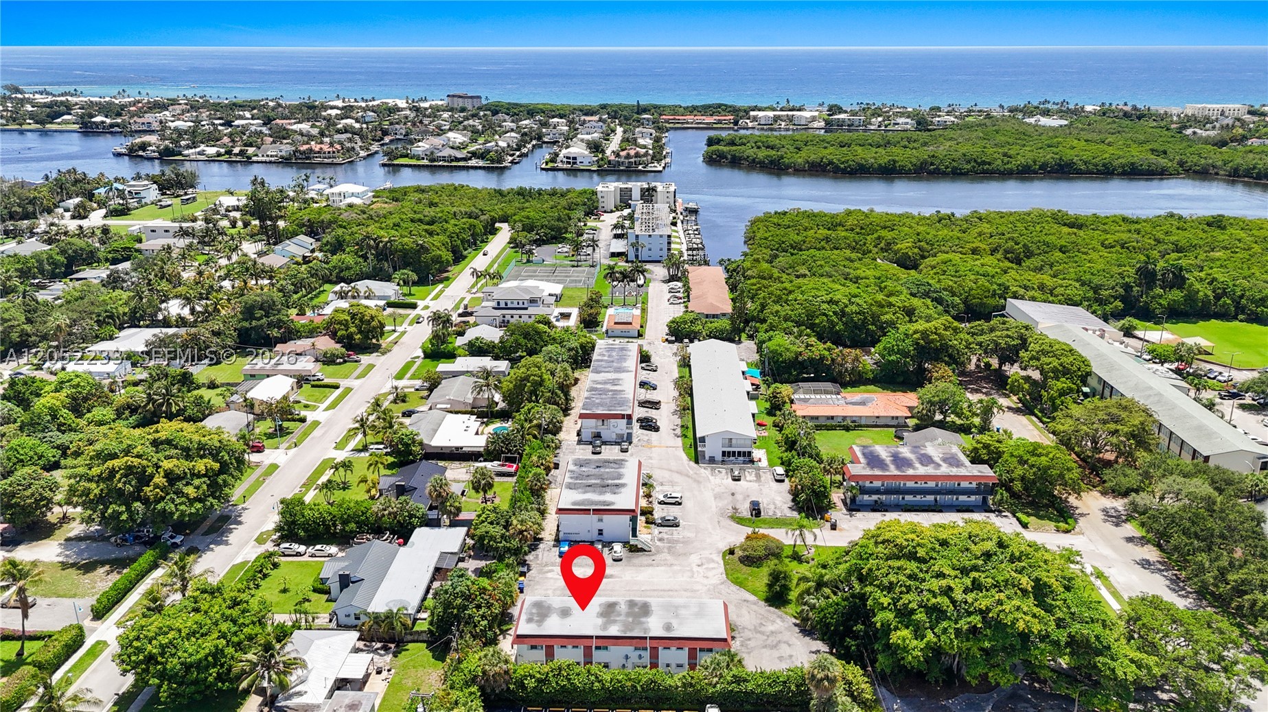 HARBOUR HALL CONDOS - Residential