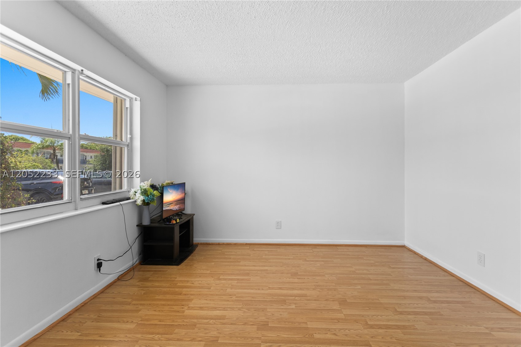HARBOUR HALL CONDOS - Residential