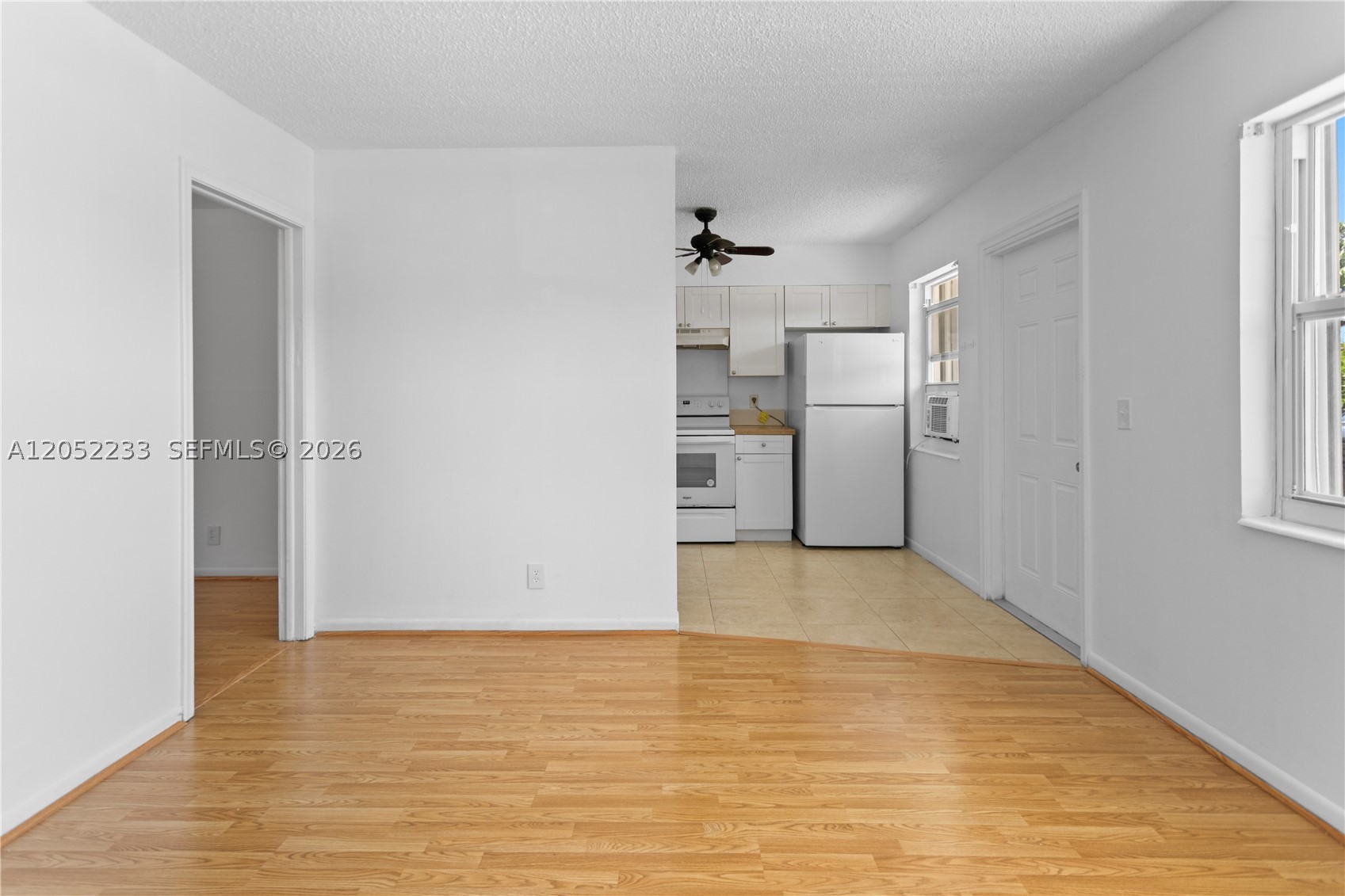 HARBOUR HALL CONDOS - Residential