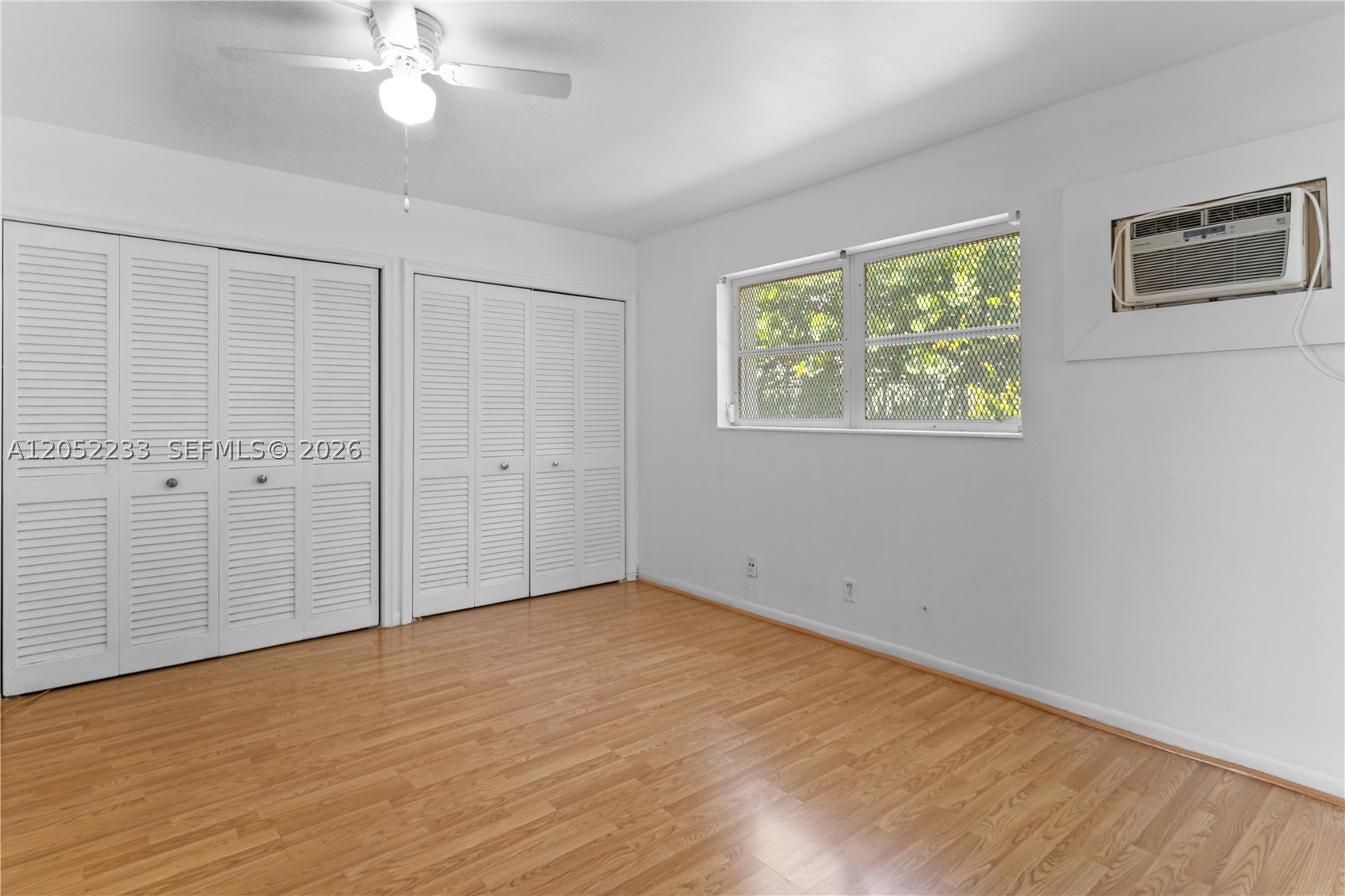 HARBOUR HALL CONDOS - Residential