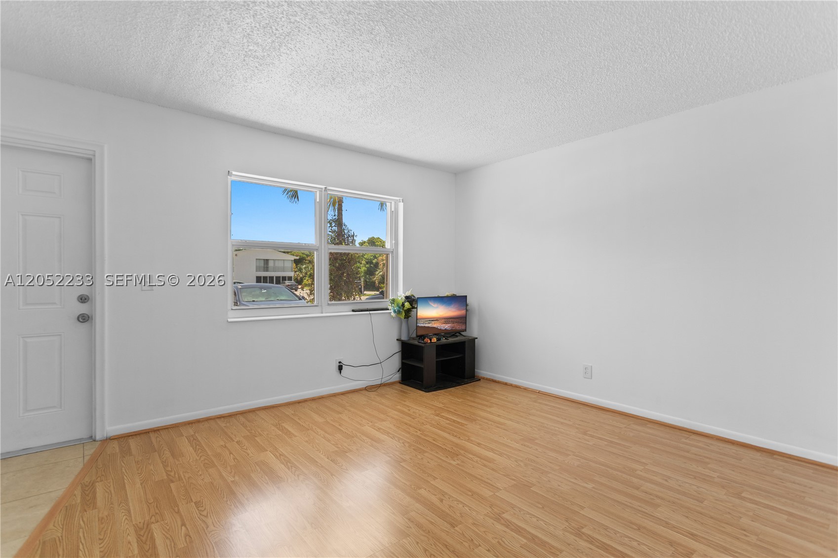HARBOUR HALL CONDOS - Residential