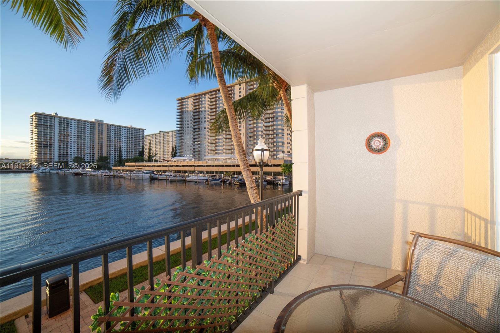 PORTO BELLAGIO CONDO - Residential