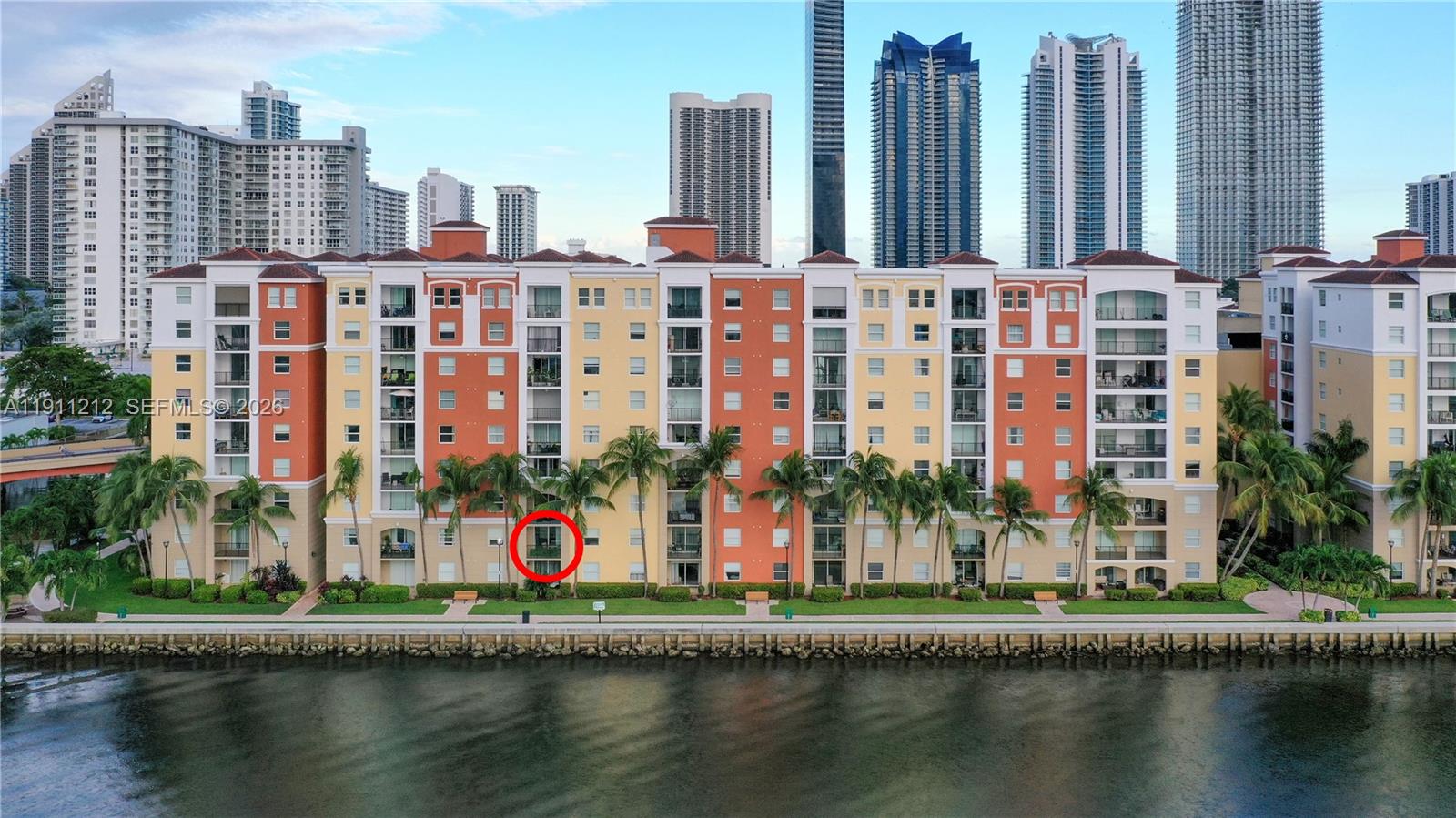 PORTO BELLAGIO CONDO - Residential