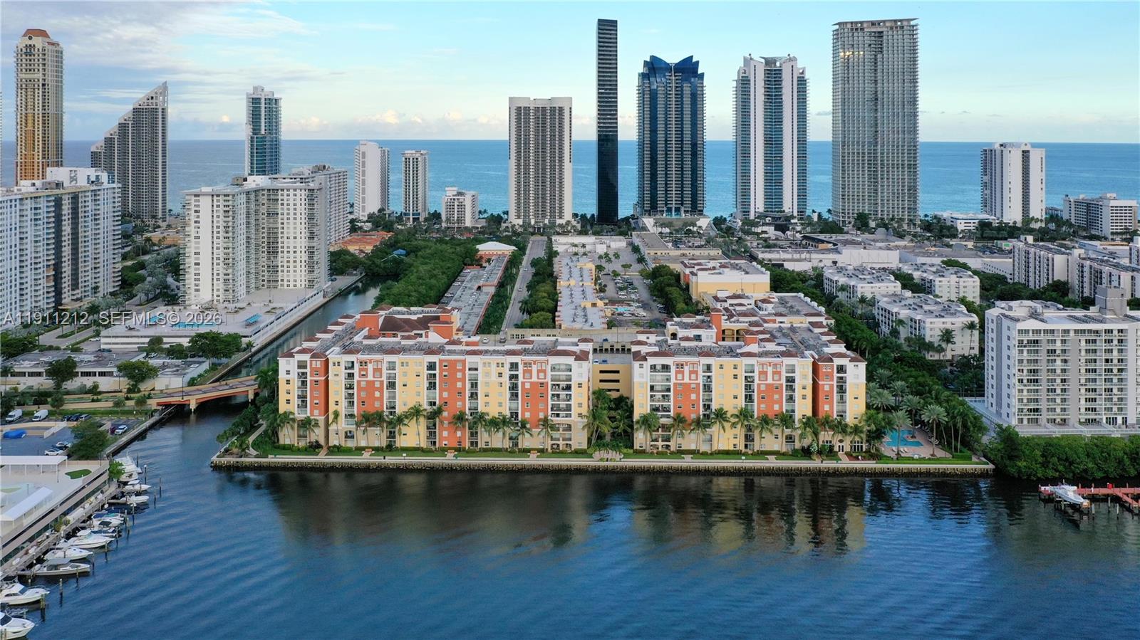 PORTO BELLAGIO CONDO - Residential