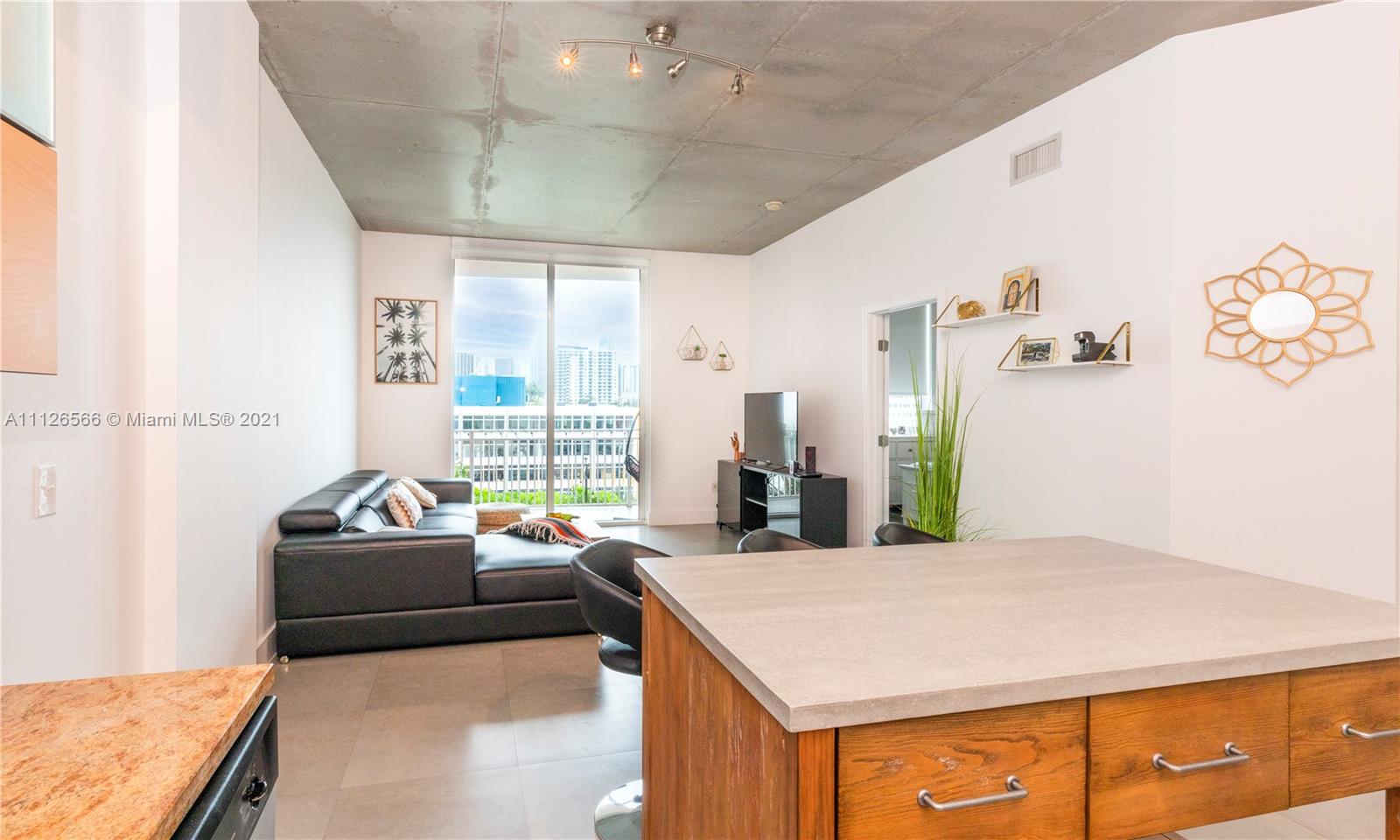 UPTOWN LOFTS CONDO - Residential Lease