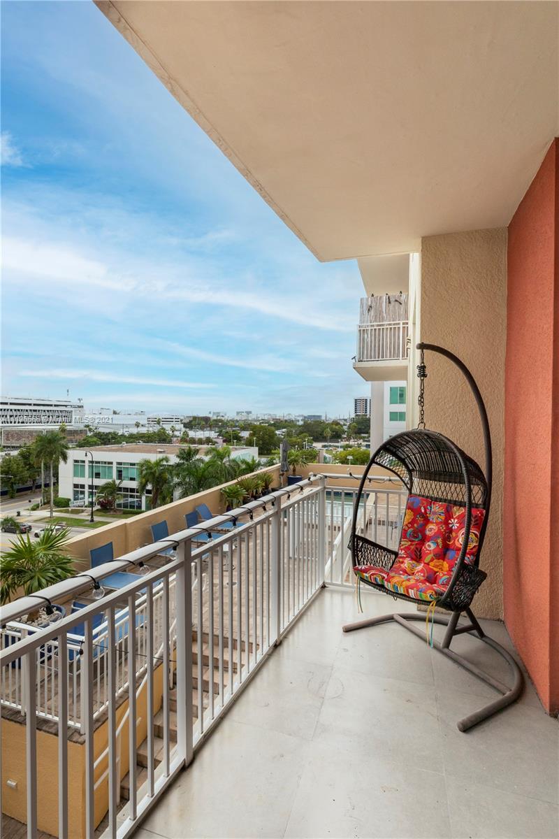 UPTOWN LOFTS CONDO - Residential Lease