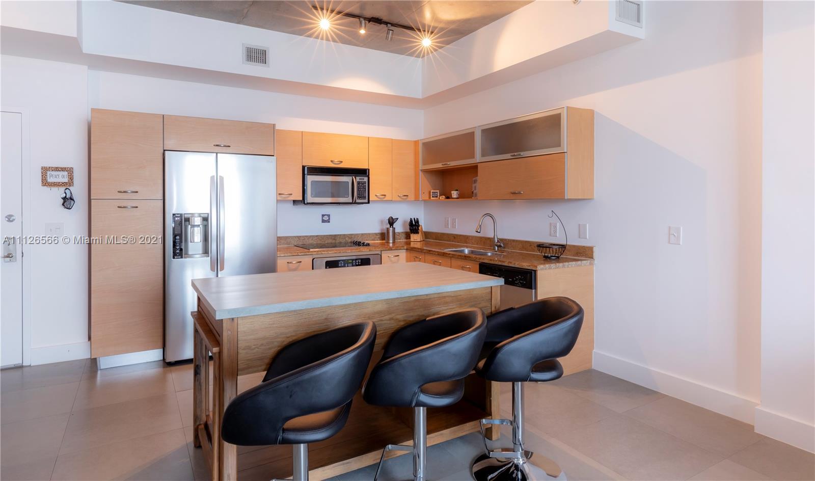 UPTOWN LOFTS CONDO - Residential Lease