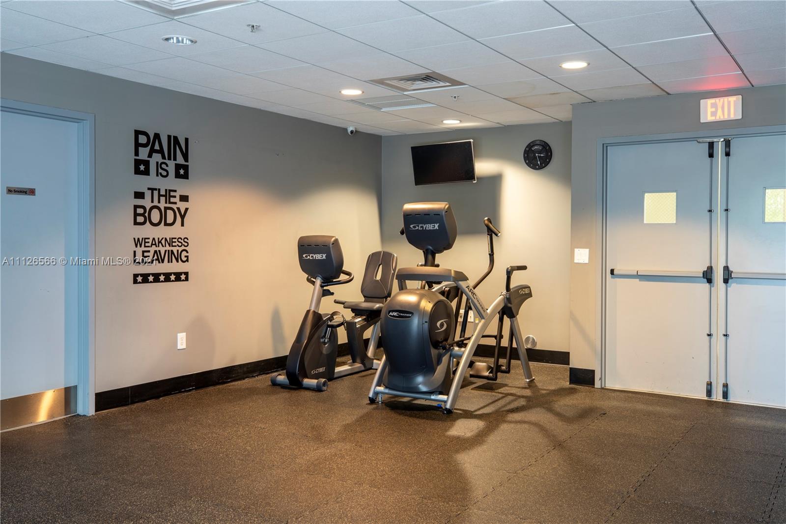 UPTOWN LOFTS CONDO - Residential Lease