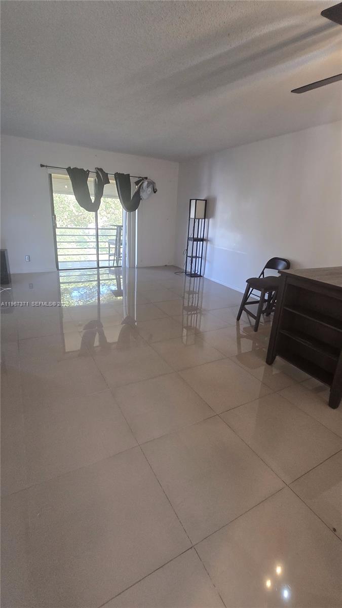 FOREST HILLS CONDO SOUTH - Residential