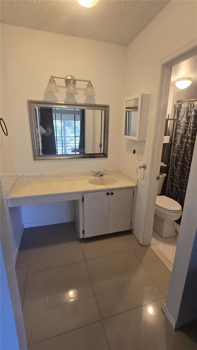 FOREST HILLS CONDO SOUTH - Residential