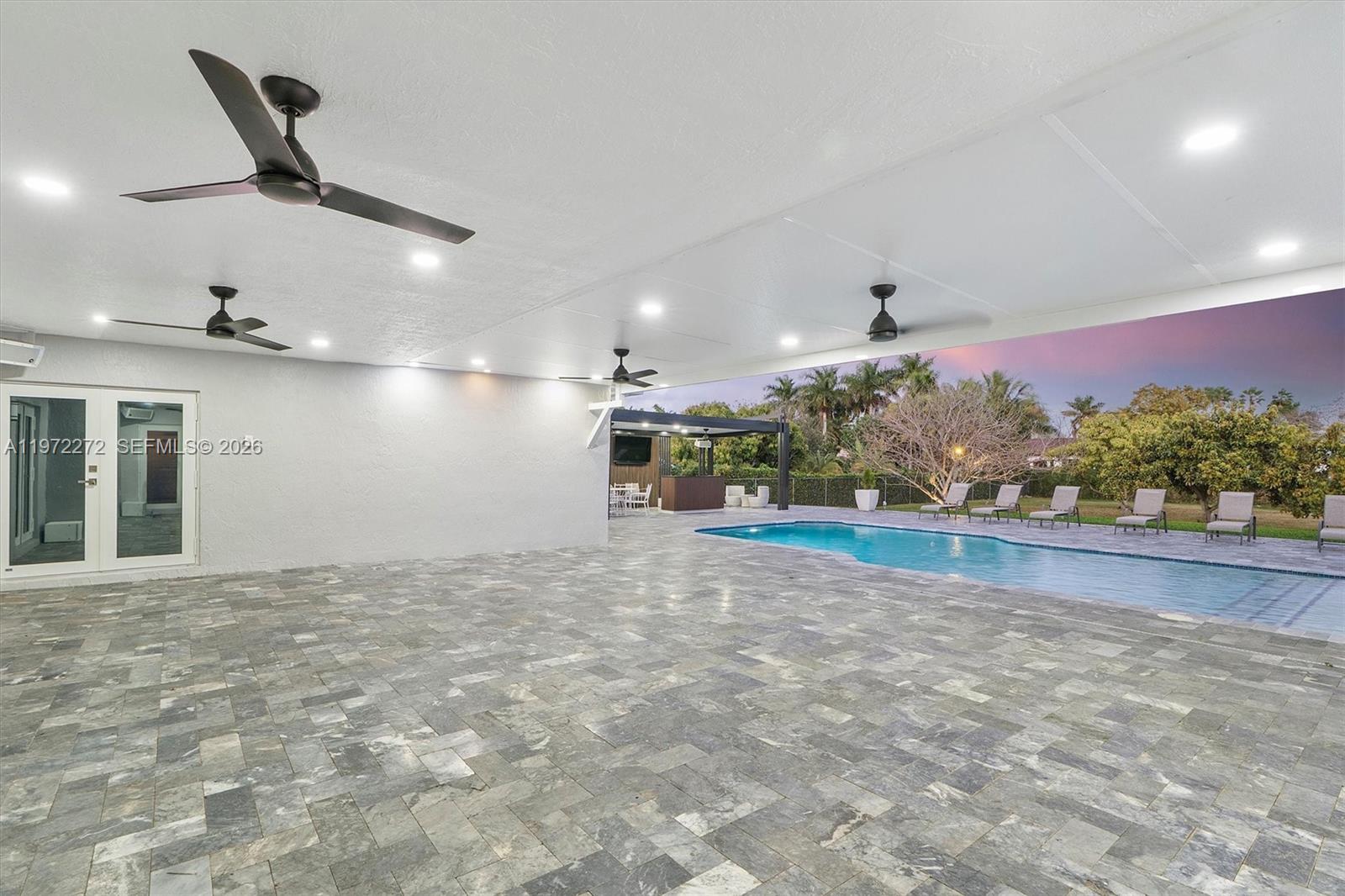 SWEETWATER ESTS SUB - Residential