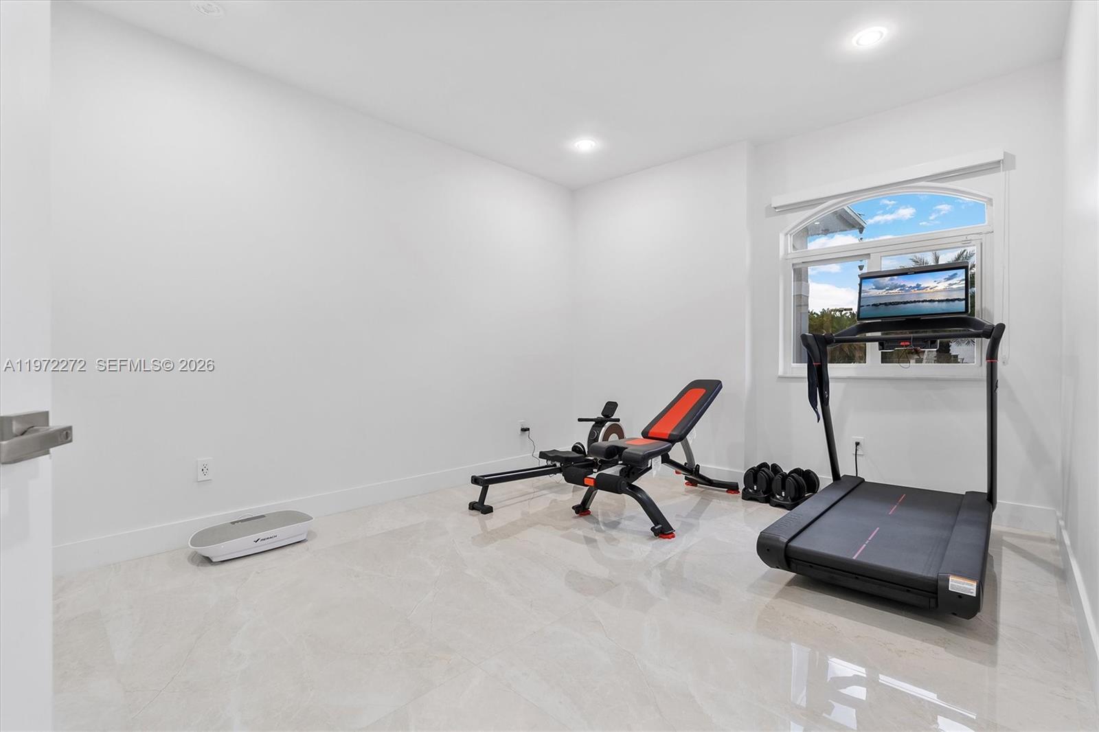 SWEETWATER ESTS SUB - Residential