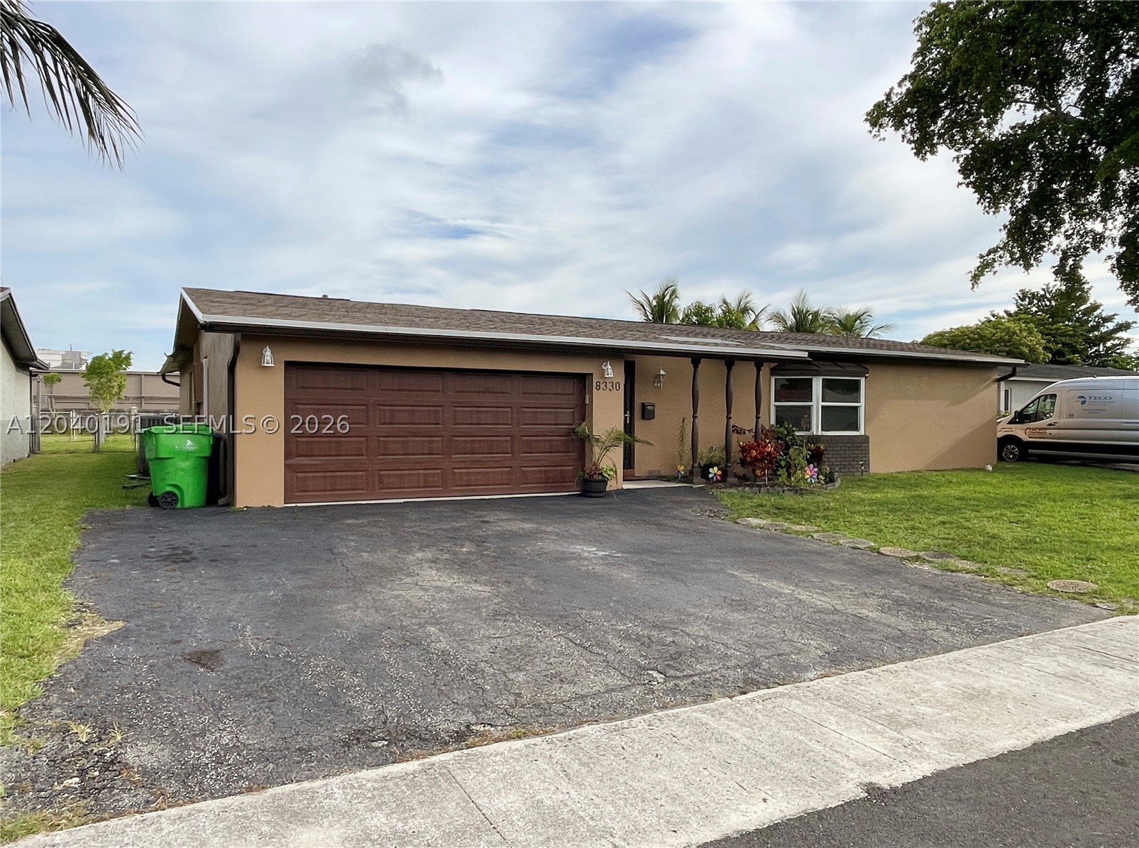 SUNRISE GOLF VILLAGE SEC - Residential