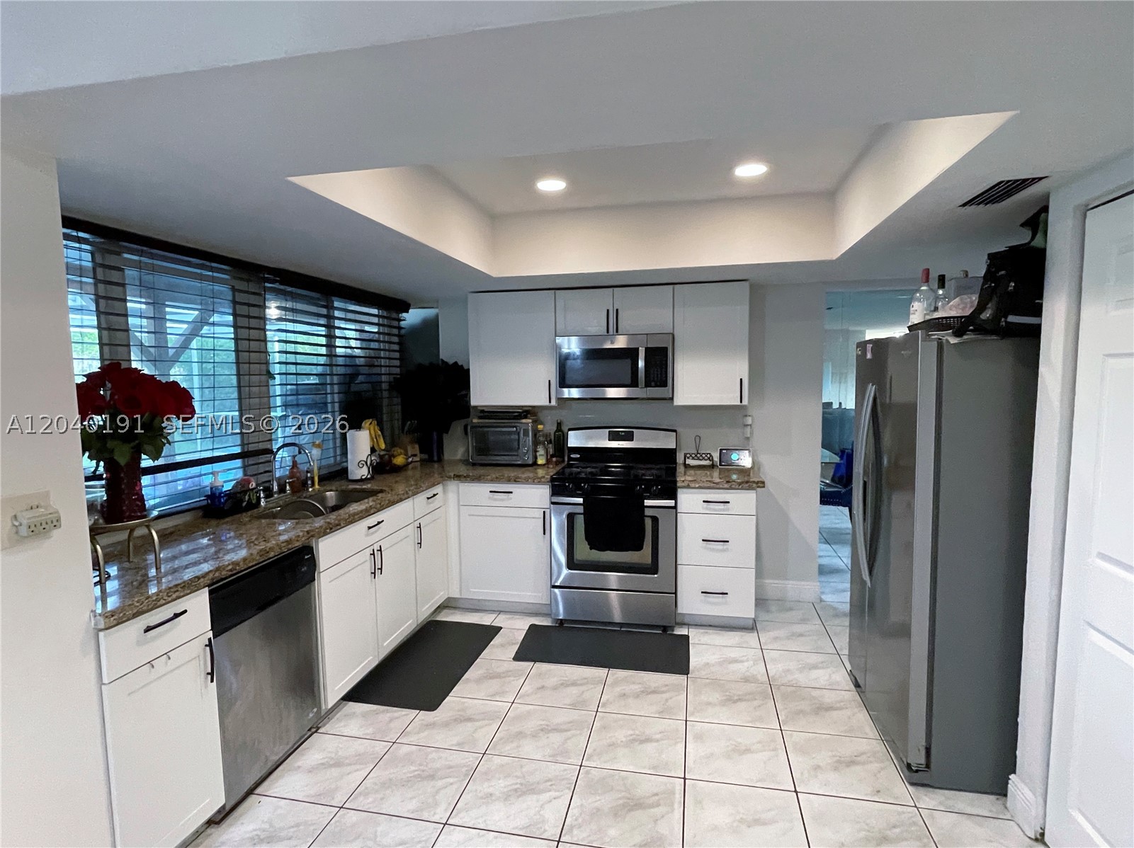 SUNRISE GOLF VILLAGE SEC - Residential