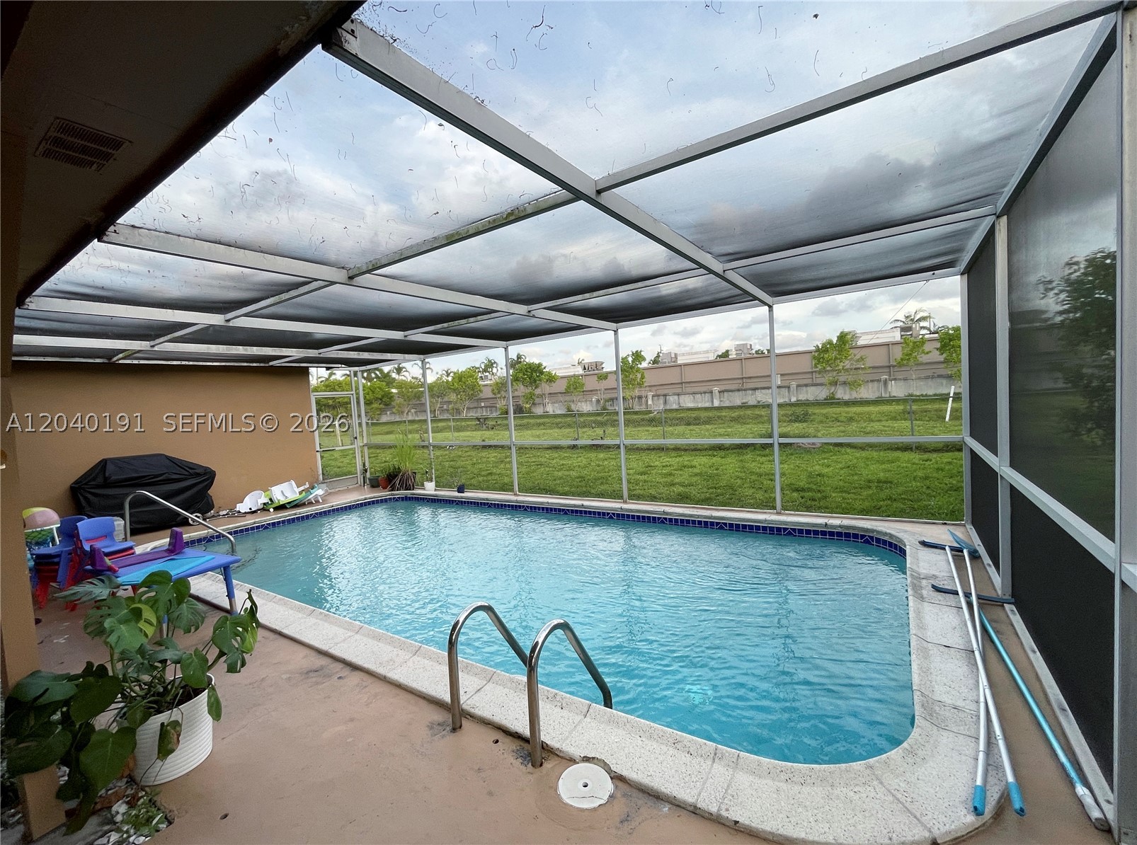 SUNRISE GOLF VILLAGE SEC - Residential