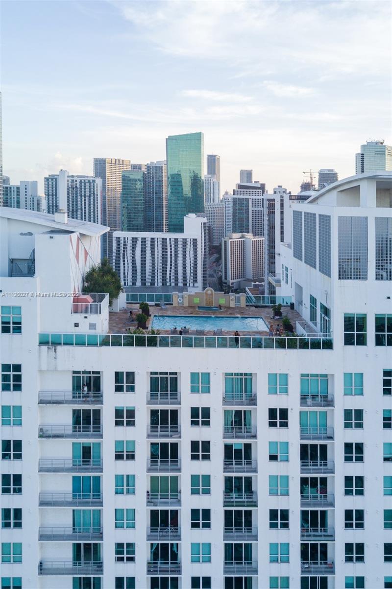 THE LOFT DOWNTOWN II COND - Residential