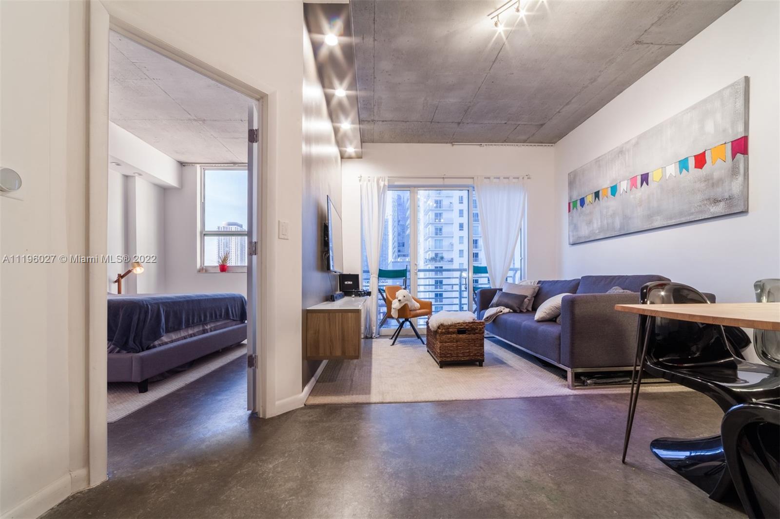 THE LOFT DOWNTOWN II COND - Residential