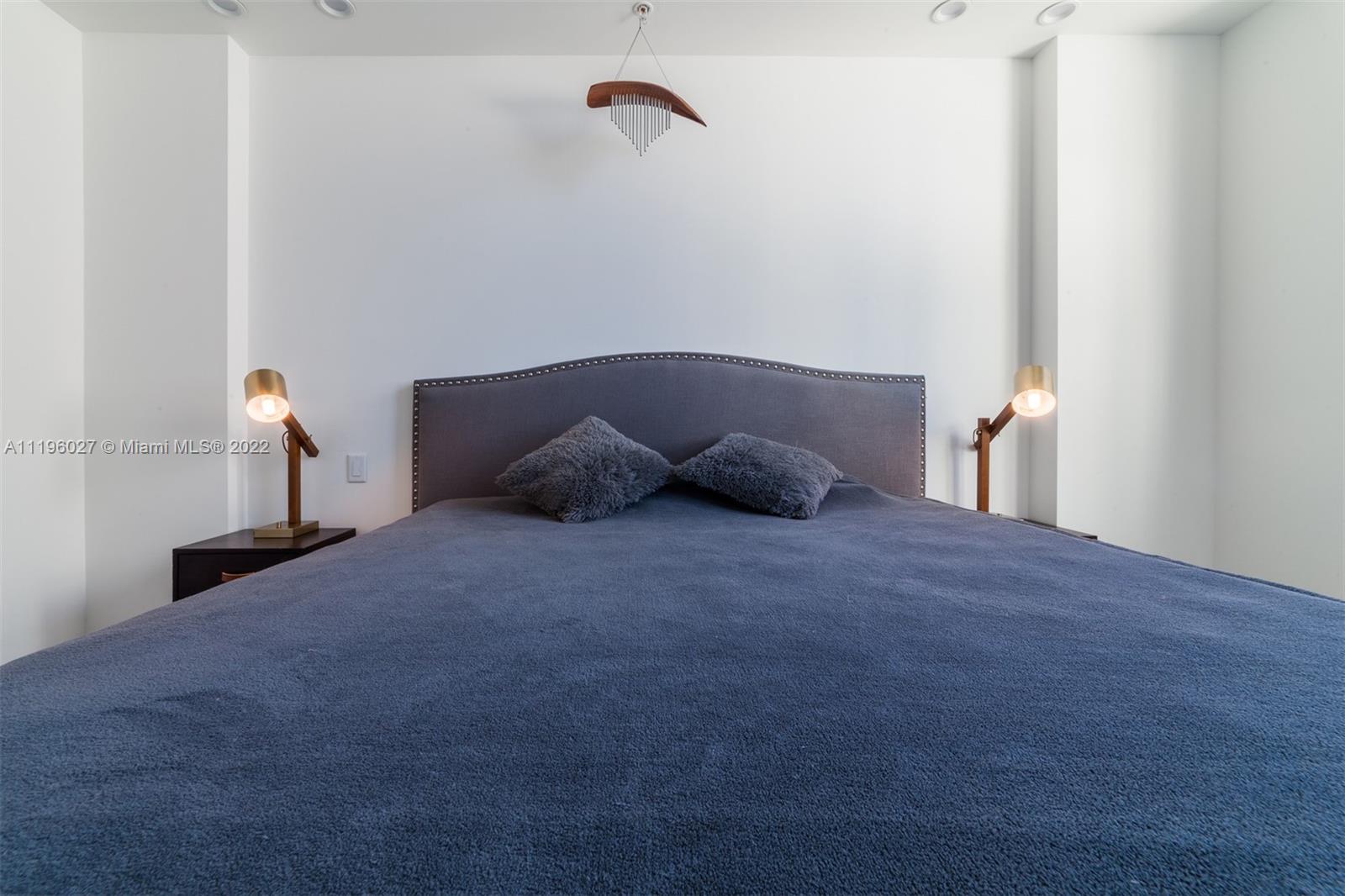 THE LOFT DOWNTOWN II COND - Residential
