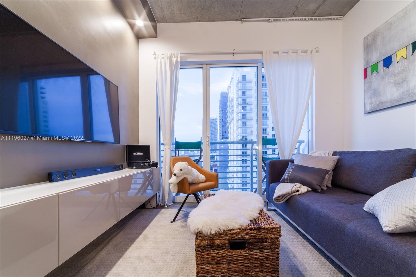 THE LOFT DOWNTOWN II COND - Residential