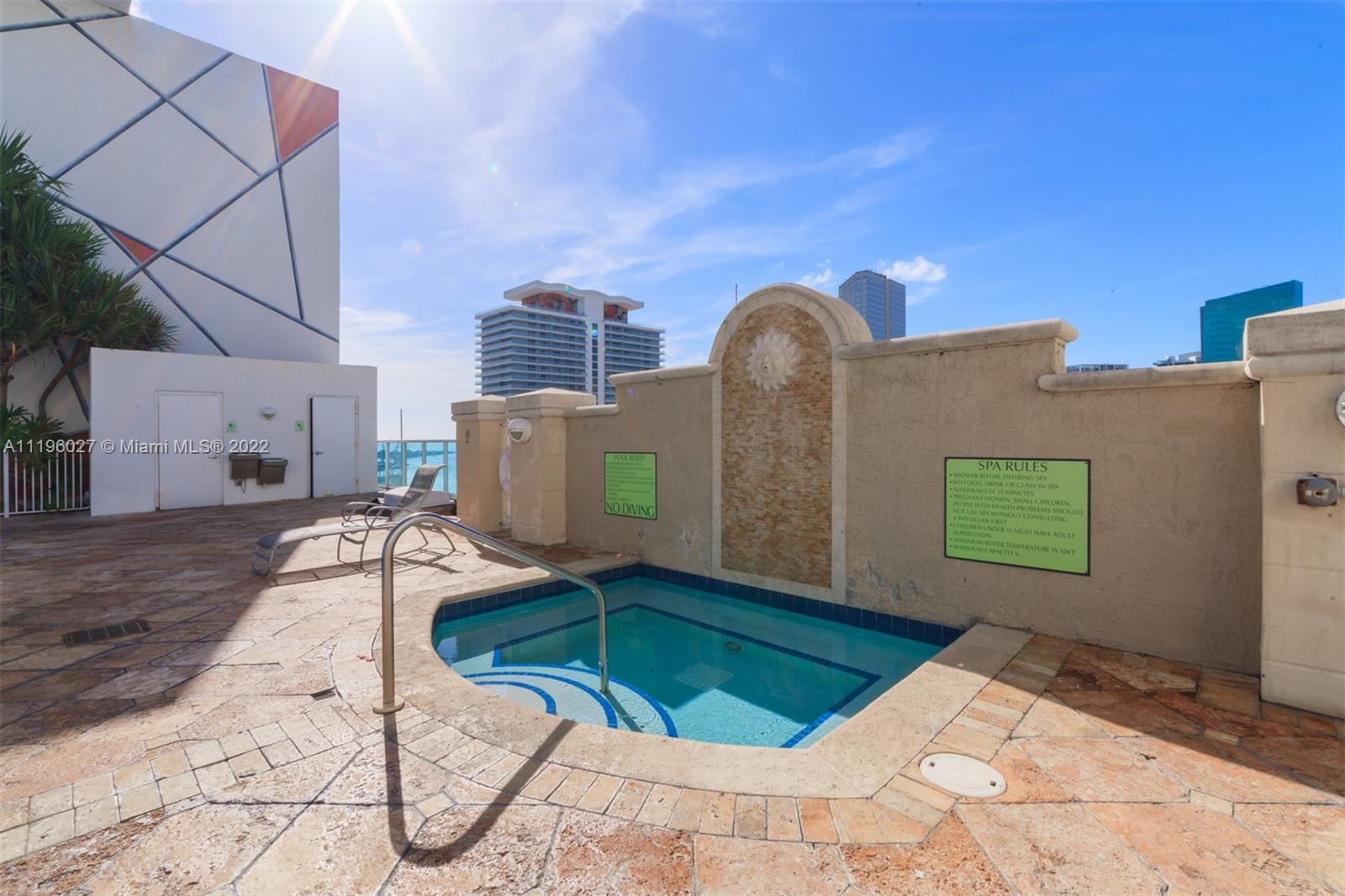 THE LOFT DOWNTOWN II COND - Residential