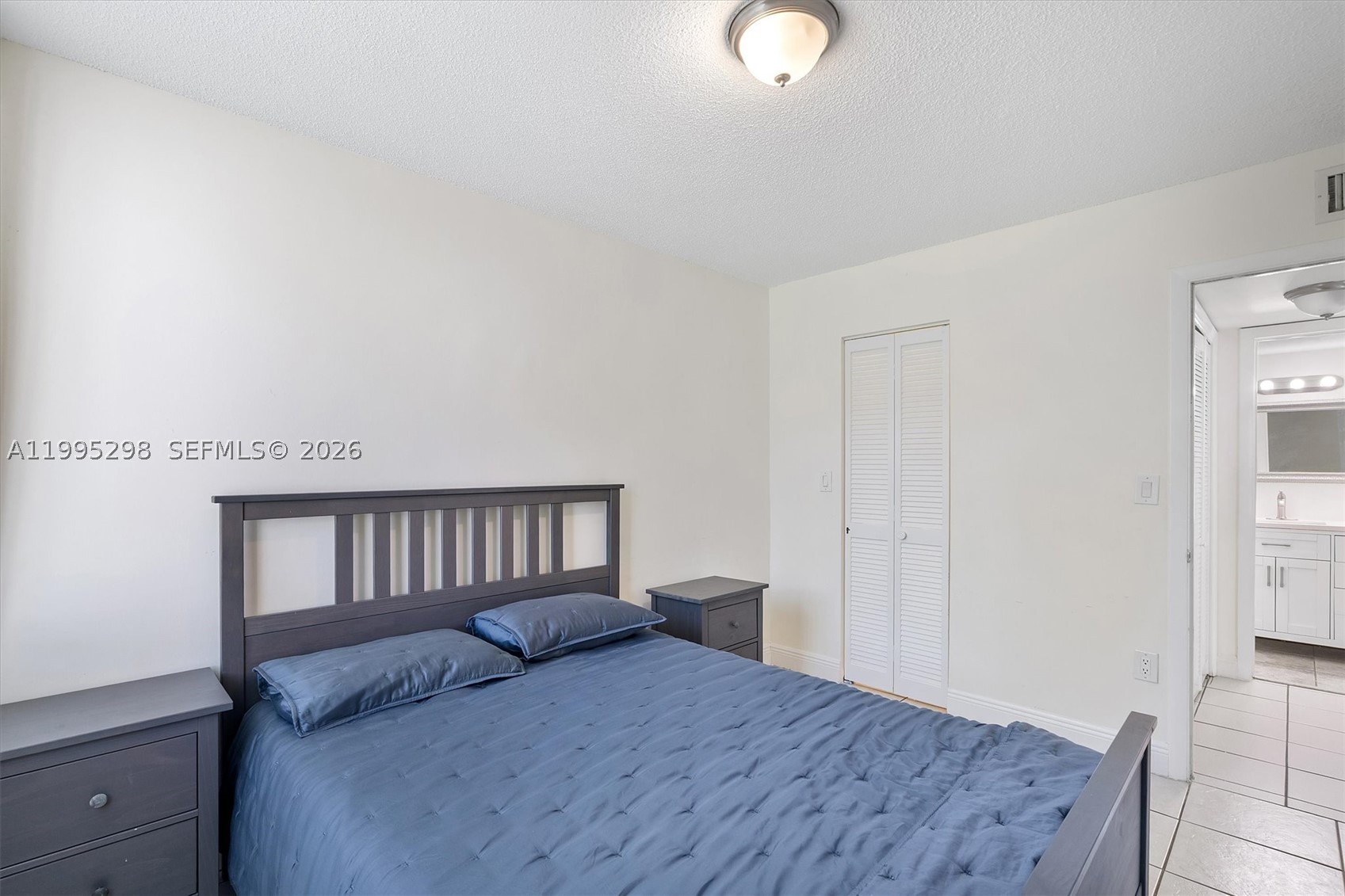 CARIBBEAN BREEZE CONDO - Residential