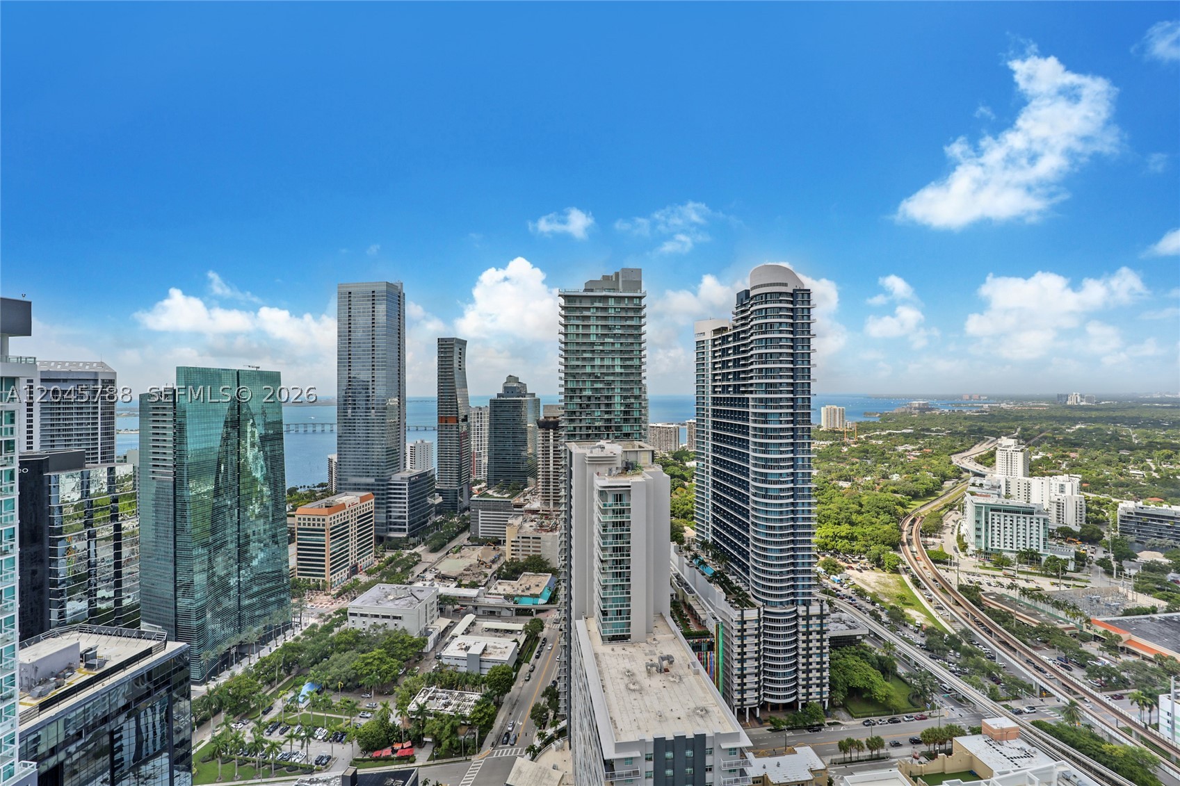 1100 MILLECENTO RESIDENCE - Residential