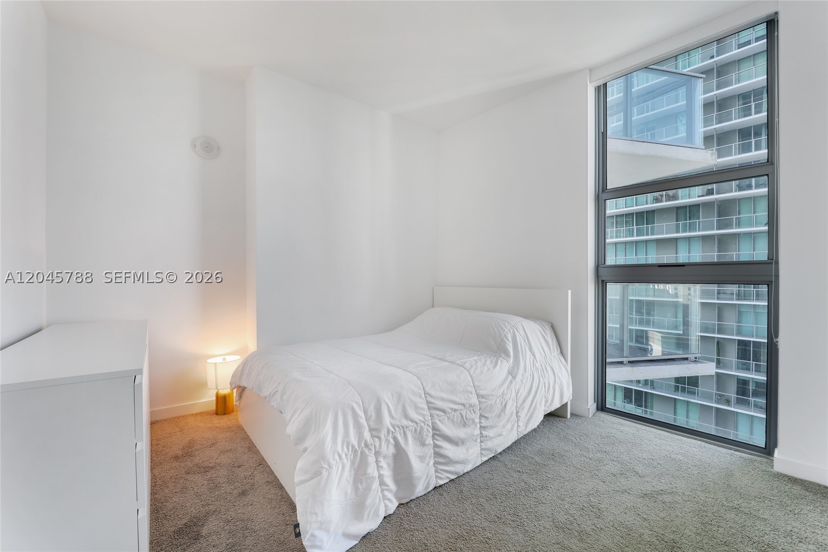 1100 MILLECENTO RESIDENCE - Residential