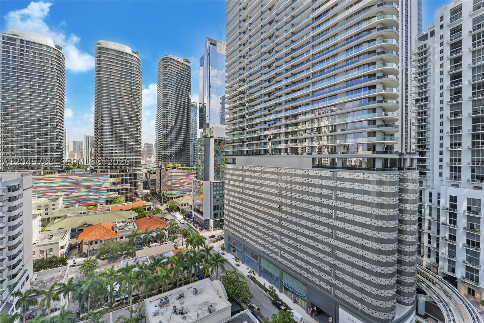 1100 MILLECENTO RESIDENCE - Residential